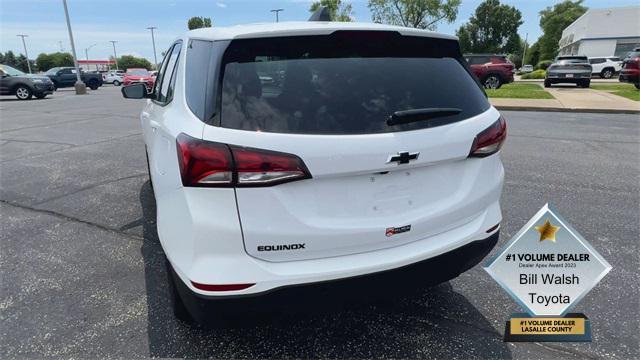 Photo of 2023 Summit White Chevrolet Equinox