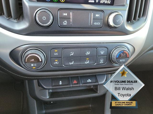 Photo of 2022 Summit White GMC Canyon