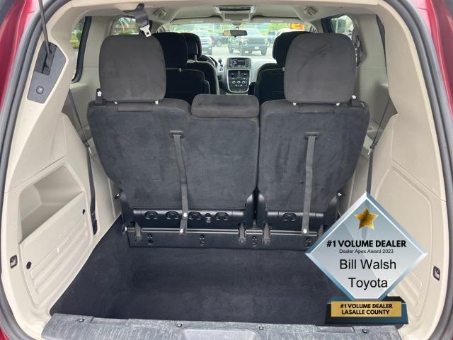 Photo of 2015 Deep Cherry Red Crystal Pearlcoat Dodge Grand Caravan