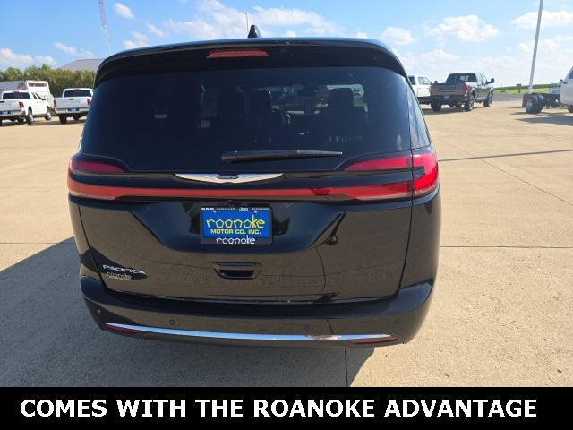 Photo of 2026 Pxj Chrysler Pacifica