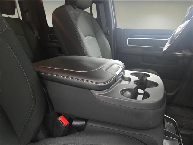 Photo of 2025 Granite Crystal Metallic Clearcoat RAM 2500