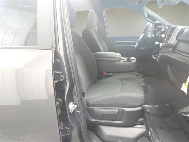 Photo of 2025 Granite Crystal Metallic Clearcoat RAM 2500