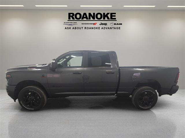 Photo of 2025 Granite Crystal Metallic Clearcoat RAM 2500
