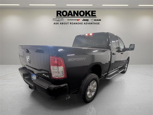 Photo of 2024 Diamond Black Crystal Pearlcoat RAM 2500
