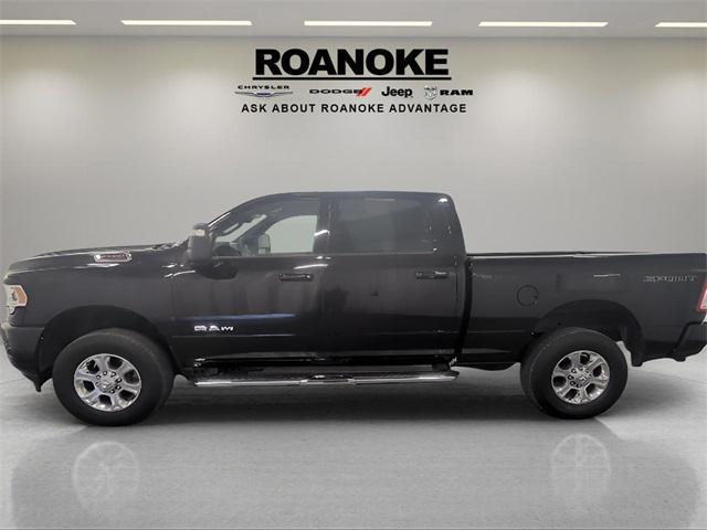 Photo of 2024 Diamond Black Crystal Pearlcoat RAM 2500