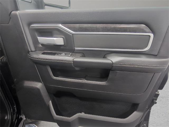 Photo of 2024 Diamond Black Crystal Pearlcoat RAM 2500