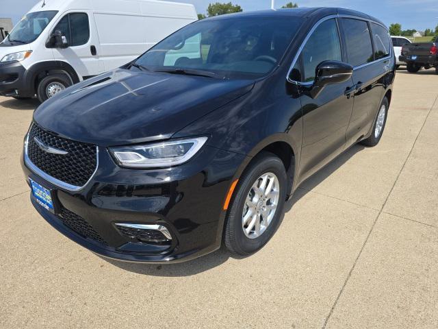 Photo of 2026 Pxj Chrysler Pacifica