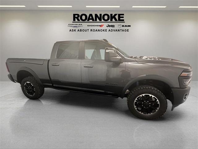 Photo of 2025 Granite Crystal Metallic Clearcoat RAM 2500