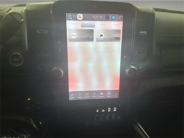Photo of 2025 Granite Crystal Metallic Clearcoat RAM 2500