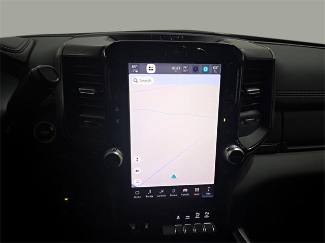Photo of 2025 Granite Crystal Metallic Clearcoat RAM 2500