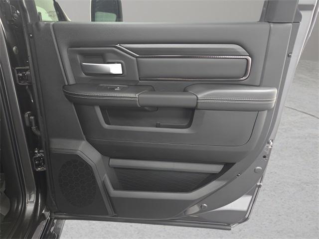 Photo of 2025 Granite Crystal Metallic Clearcoat RAM 2500