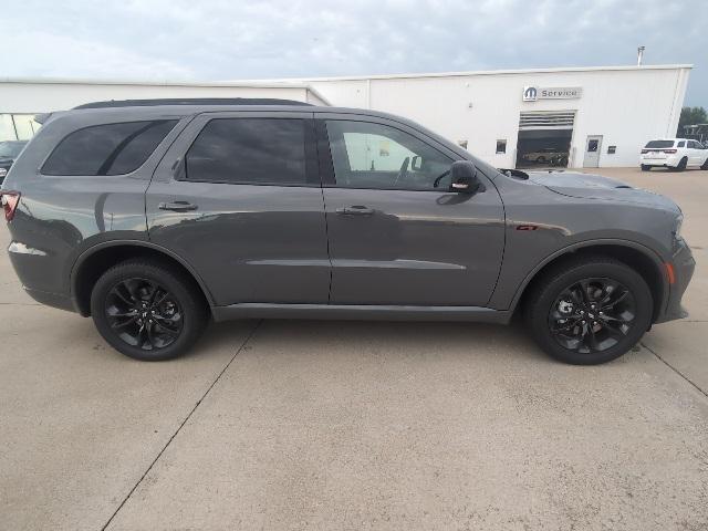 Photo of 2025 Destroyer Gray Clearcoat Dodge Durango