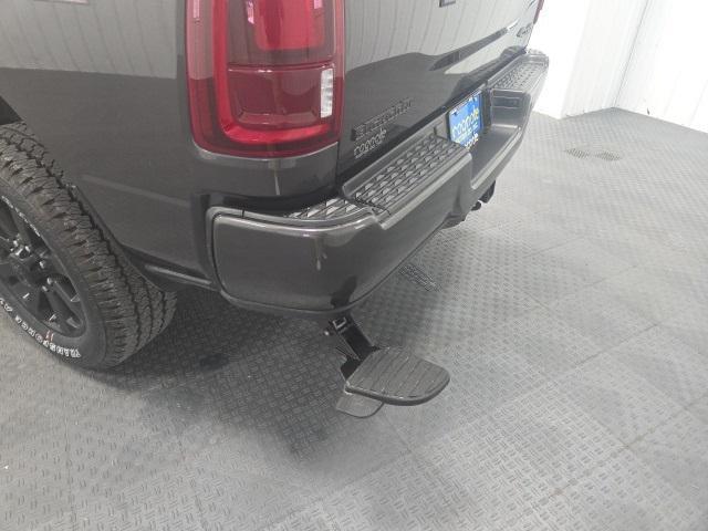 Photo of 2025 Granite Crystal Metallic Clearcoat RAM 2500