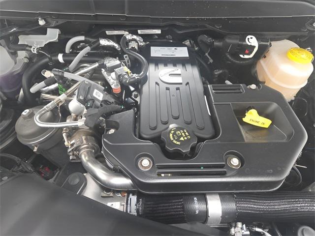 Photo of 2025 Granite Crystal Metallic Clearcoat RAM 2500