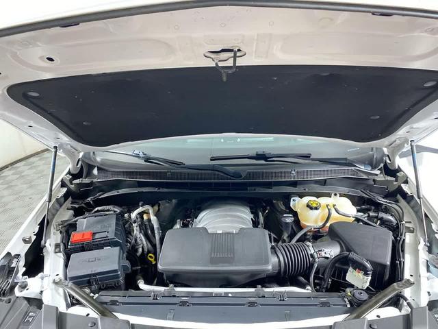 Photo of 2023 Summit White Chevrolet Suburban