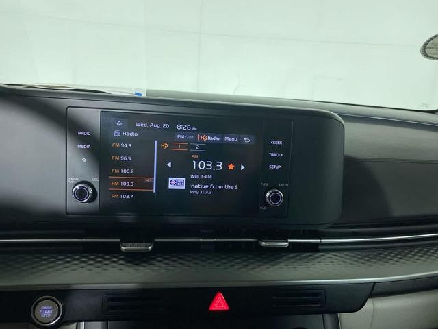 Photo of 2024 Snow White Pearl Kia Carnival
