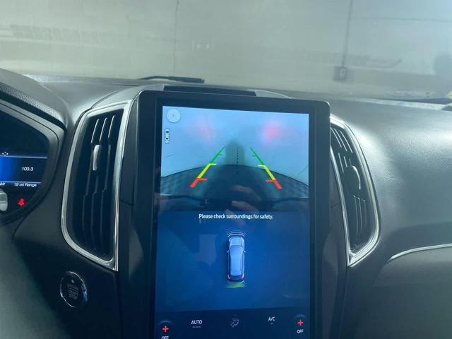 Photo of 2022 ATLAS BLUE Ford Edge