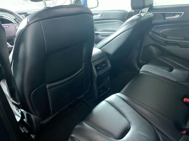 Photo of 2022 ATLAS BLUE Ford Edge