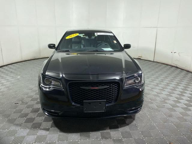 Photo of 2023 Gloss Black Chrysler 300