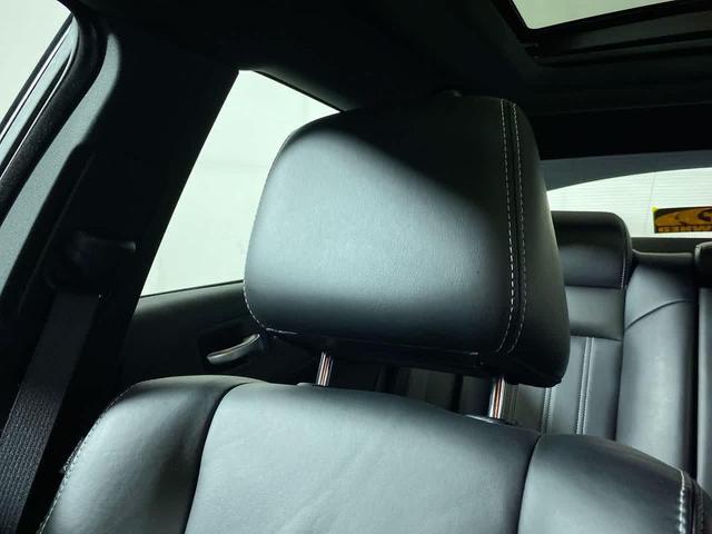 Photo of 2023 Gloss Black Chrysler 300