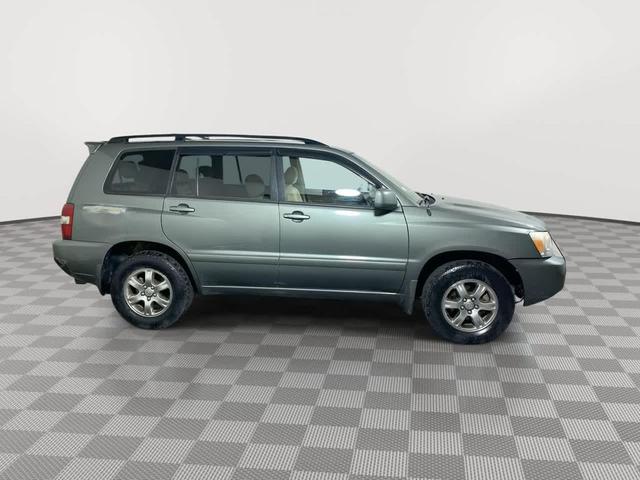 Photo of 2004 Oasis Green Pearl Toyota Highlander