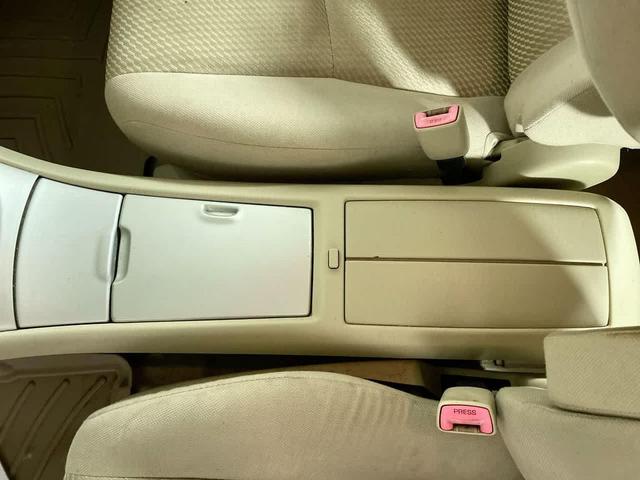 Photo of 2004 Oasis Green Pearl Toyota Highlander