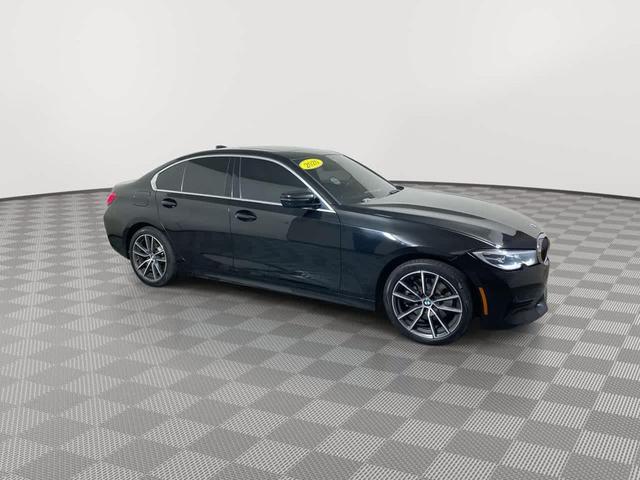 Photo of 2020 Jet Black BMW 330