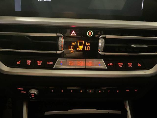 Photo of 2020 Jet Black BMW 330