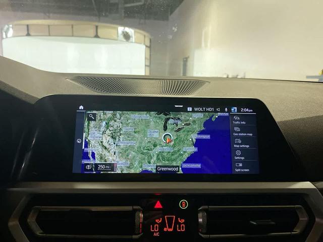 Photo of 2020 Jet Black BMW 330
