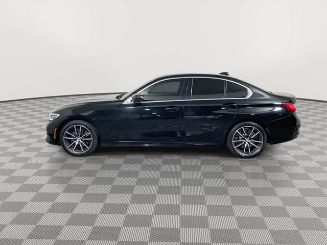 Photo of 2020 Jet Black BMW 330