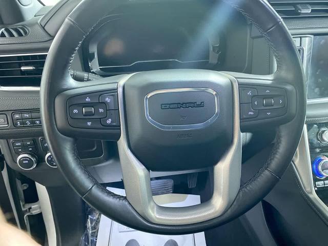Photo of 2022 White Frost Tricoat GMC Yukon XL