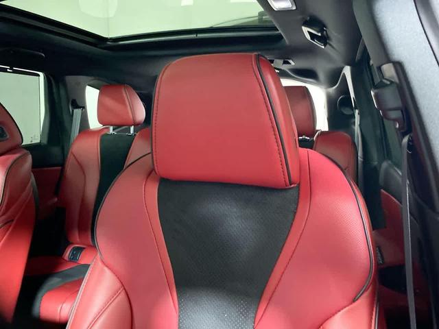 Photo of 2024 Majestic Black Pearl Acura MDX