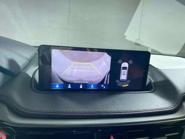 Photo of 2024 Majestic Black Pearl Acura MDX