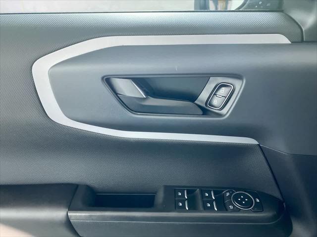 Photo of 2023 CACTUS GRAY Ford Bronco Sport