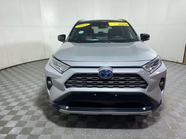 Photo of 2021 Silver Sky Metallic/Midnight Black Metallic Toyota RAV4 Hybrid
