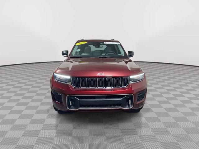 Photo of 2022 Velvet Red Pearlcoat Jeep Grand Cherokee