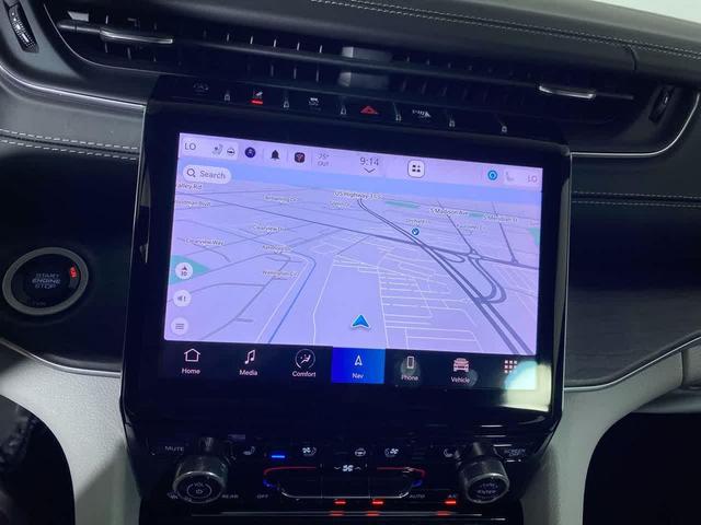 Photo of 2022 Velvet Red Pearlcoat Jeep Grand Cherokee
