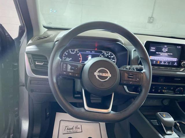 Photo of 2022 Gun Metallic Nissan Rogue