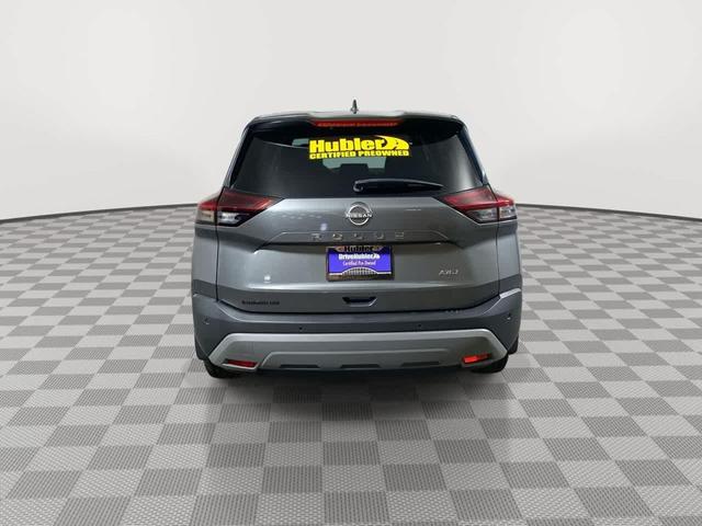 Photo of 2022 Gun Metallic Nissan Rogue