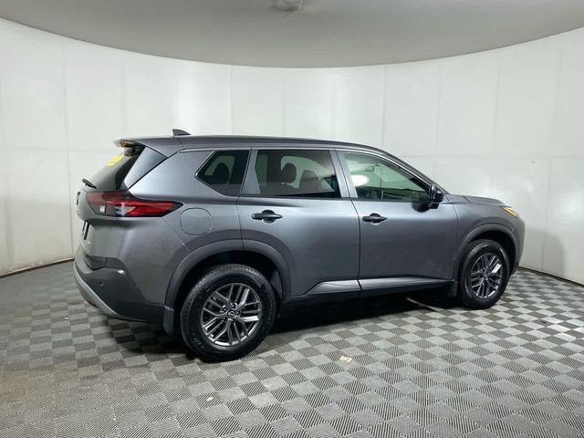 Photo of 2022 Gun Metallic Nissan Rogue