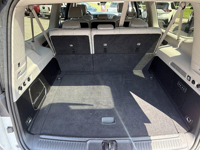 Photo of 2023 Bright White Clearcoat Jeep Wagoneer L