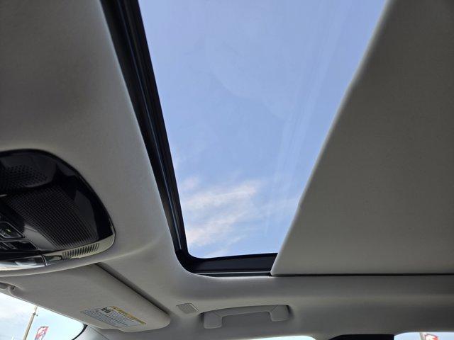 Photo of 2023 Black Lexus RX 350