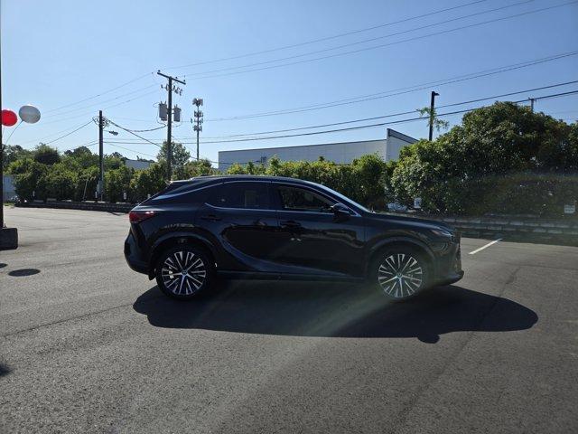 Photo of 2023 Black Lexus RX 350