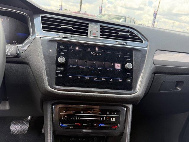 Photo of 2024 Deep Black Pearl Effect Volkswagen Tiguan