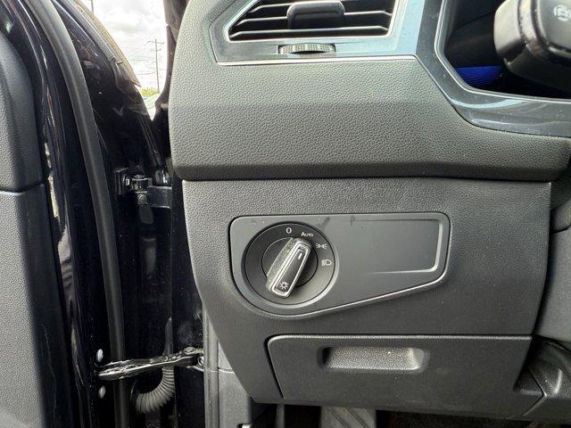 Photo of 2024 Deep Black Pearl Effect Volkswagen Tiguan