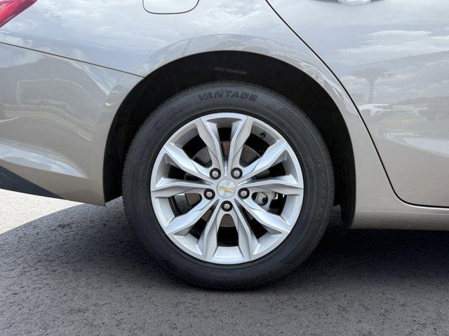 Photo of 2023 Mineral Gray Metallic Chevrolet Malibu