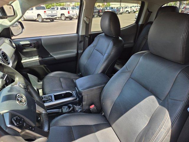 Photo of 2018 Gray Toyota Tacoma