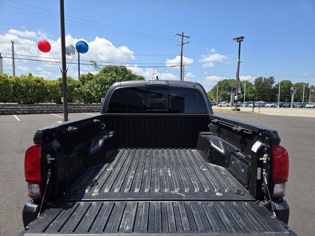 Photo of 2018 Gray Toyota Tacoma