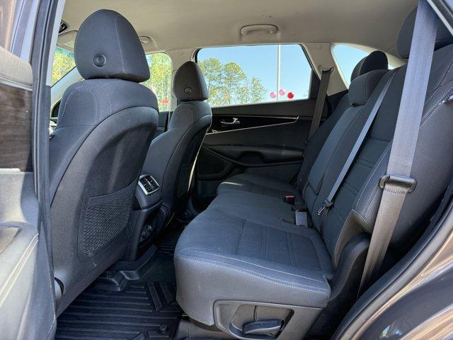 Photo of 2020 Dragon Brown Kia Sorento