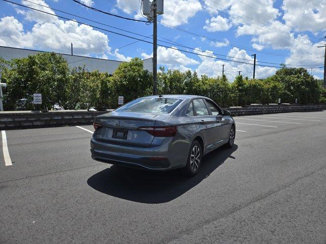 Photo of 2024 Platinum Gray Metallic Volkswagen Jetta